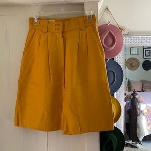 Vintage 80s high waist very soft leather shorts